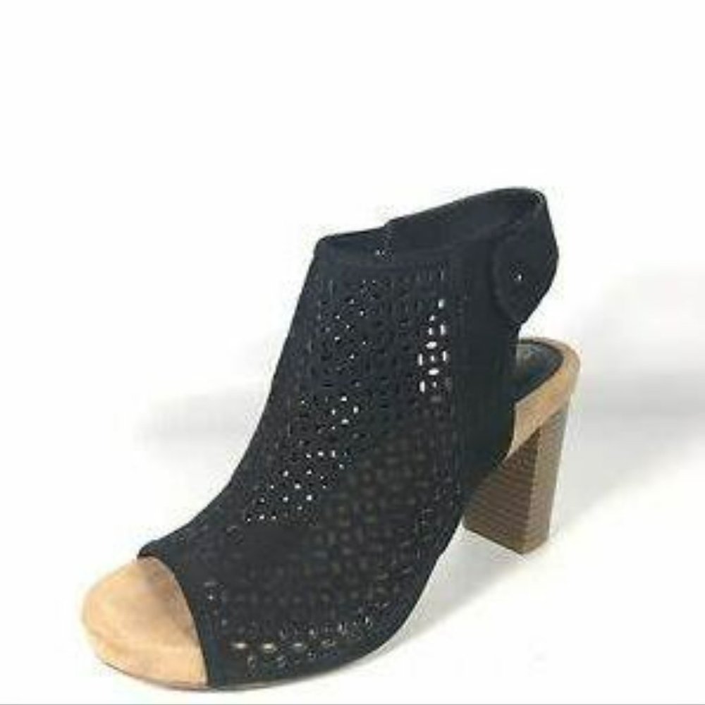 Giani Bernini Black Peep Toe Heels